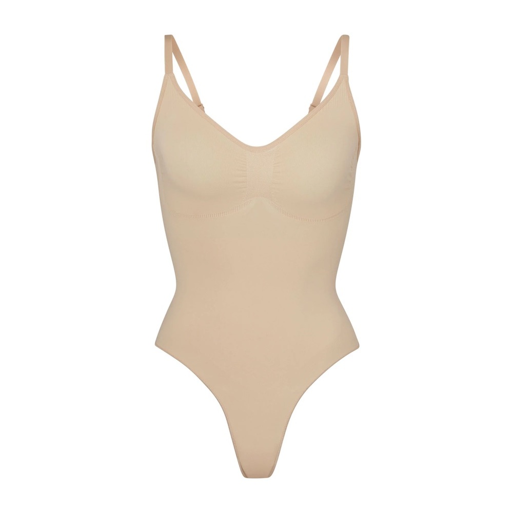 SKIMS SCULPTING THONG BODYSUIT / MICA / size L/XL  NWT